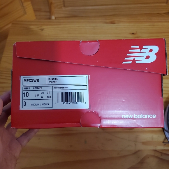 New Balance Fuelcell Rebel v1 M sz 10 - Picture 2 of 4